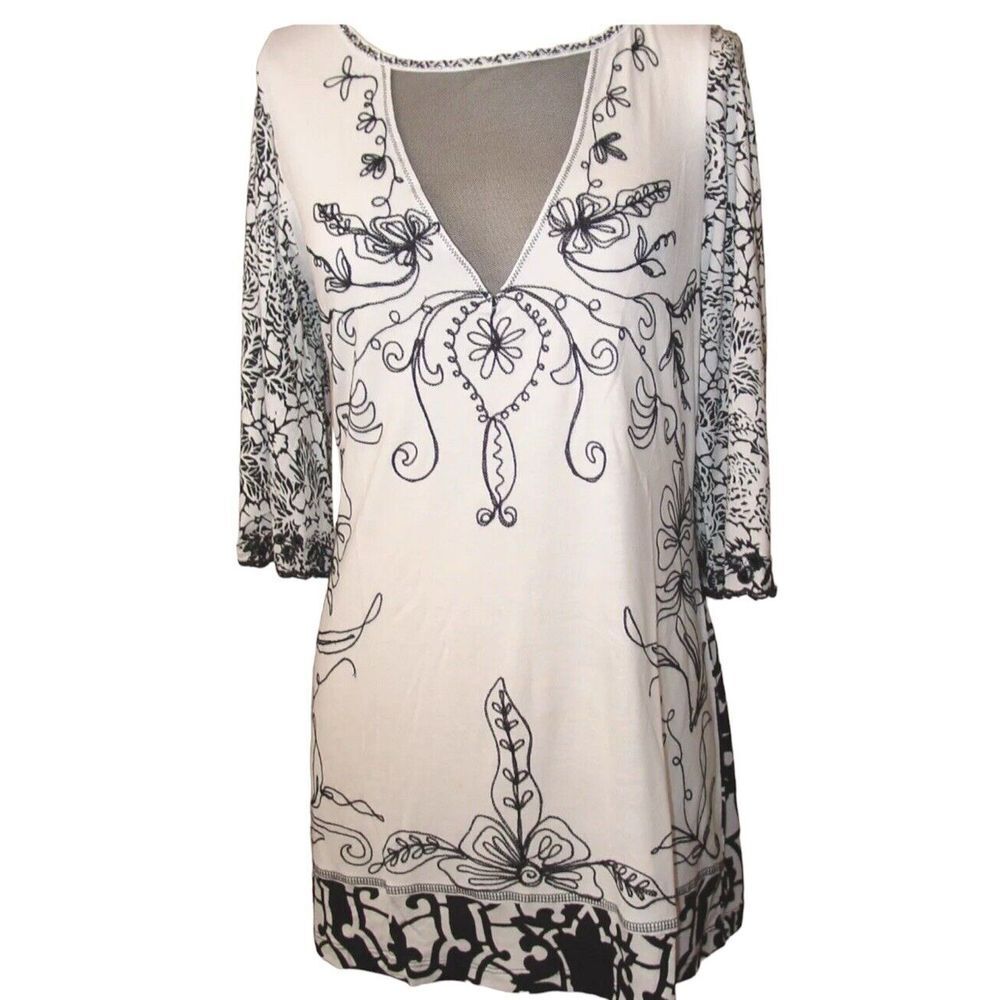 Krista Lee Top Tunic Womens XL White Black Boho Viva Las Vegas Embroidery Beaded